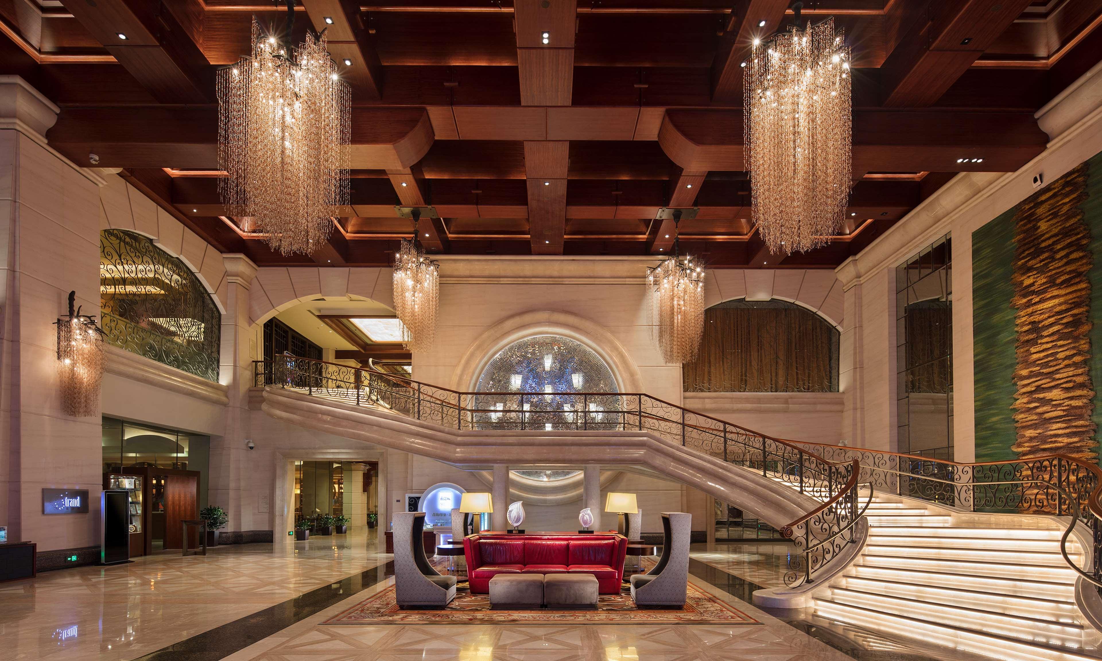 Hilton Qingdao Golden Beach - Beer Halls Exterior photo