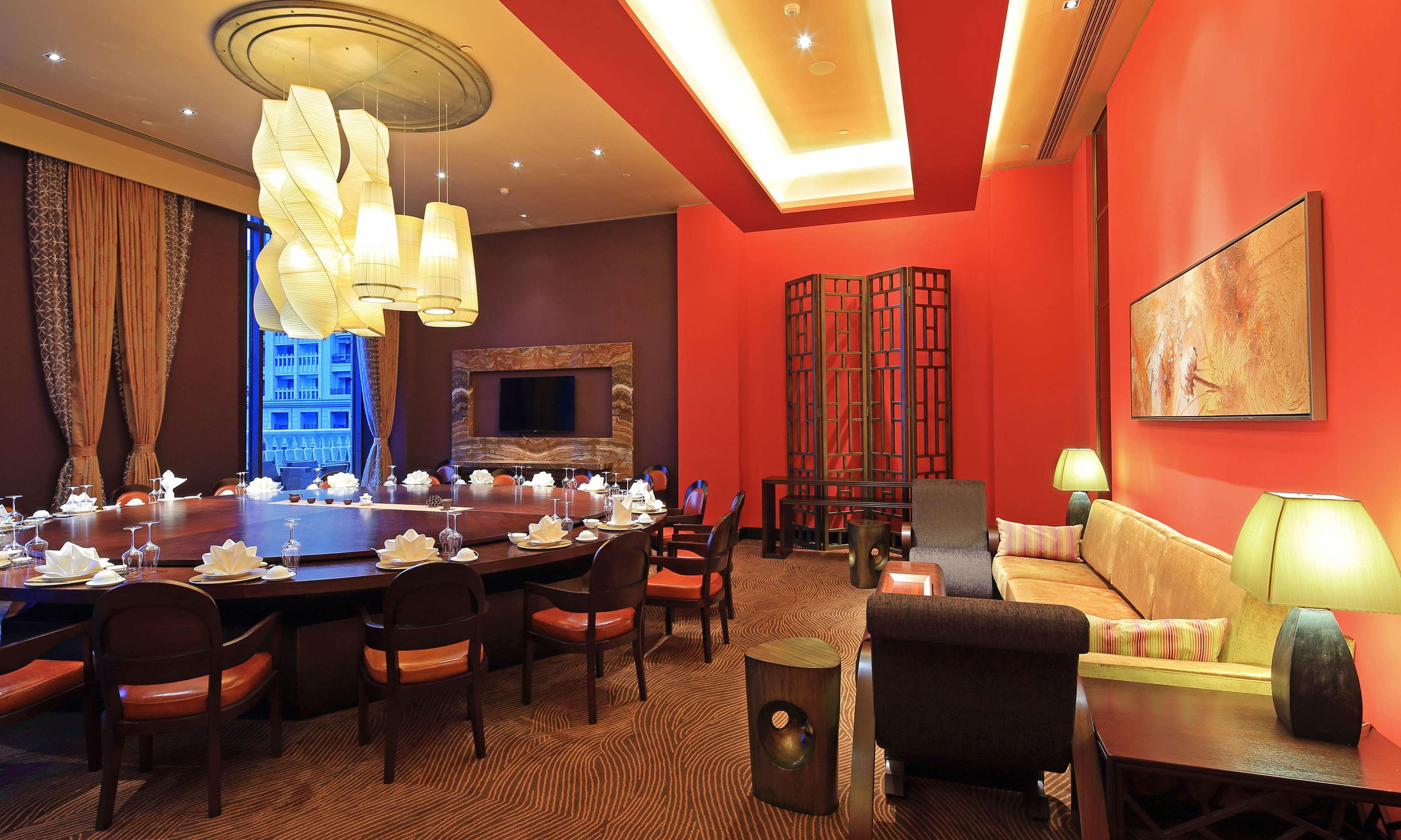 Hilton Qingdao Golden Beach - Beer Halls Exterior photo