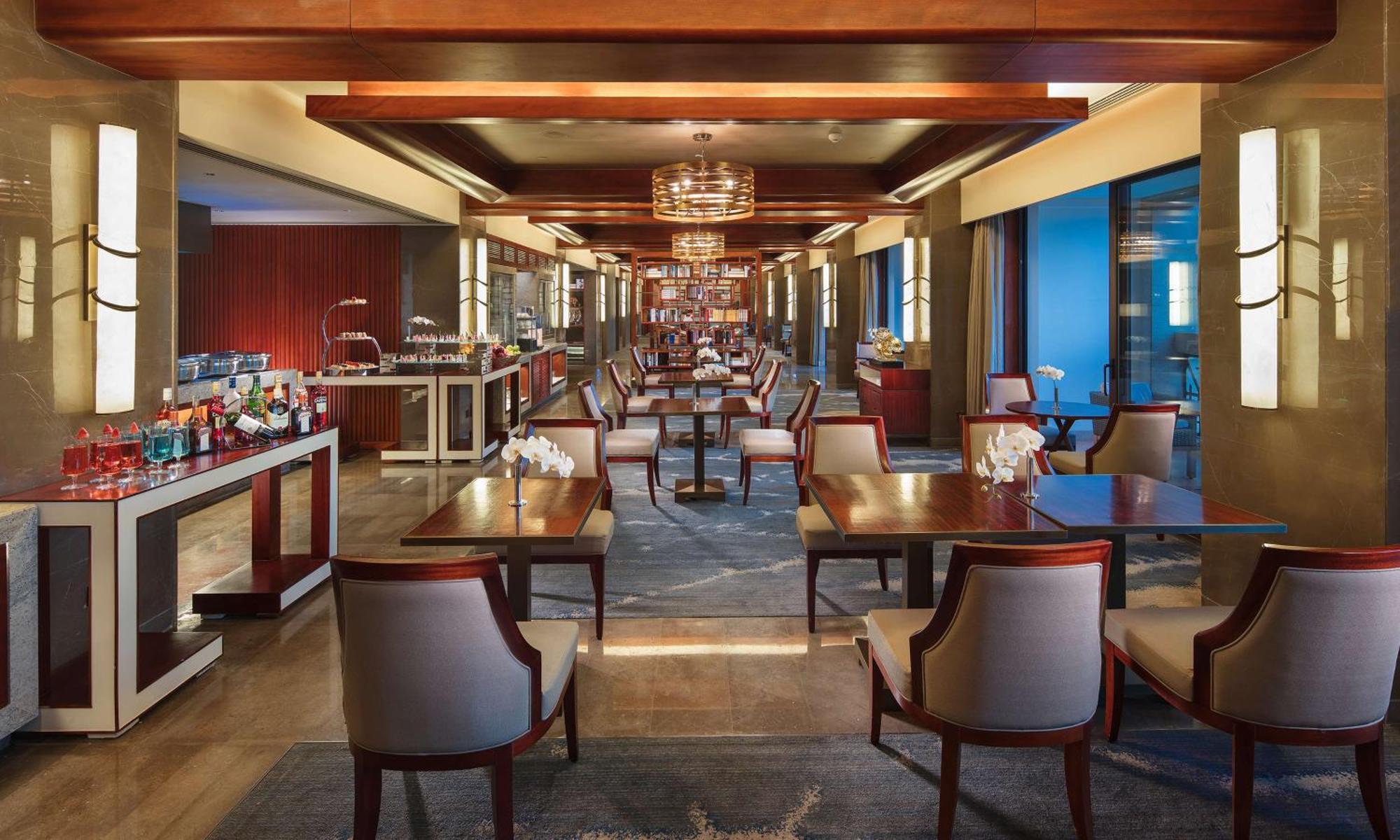 Hilton Qingdao Golden Beach - Beer Halls Exterior photo