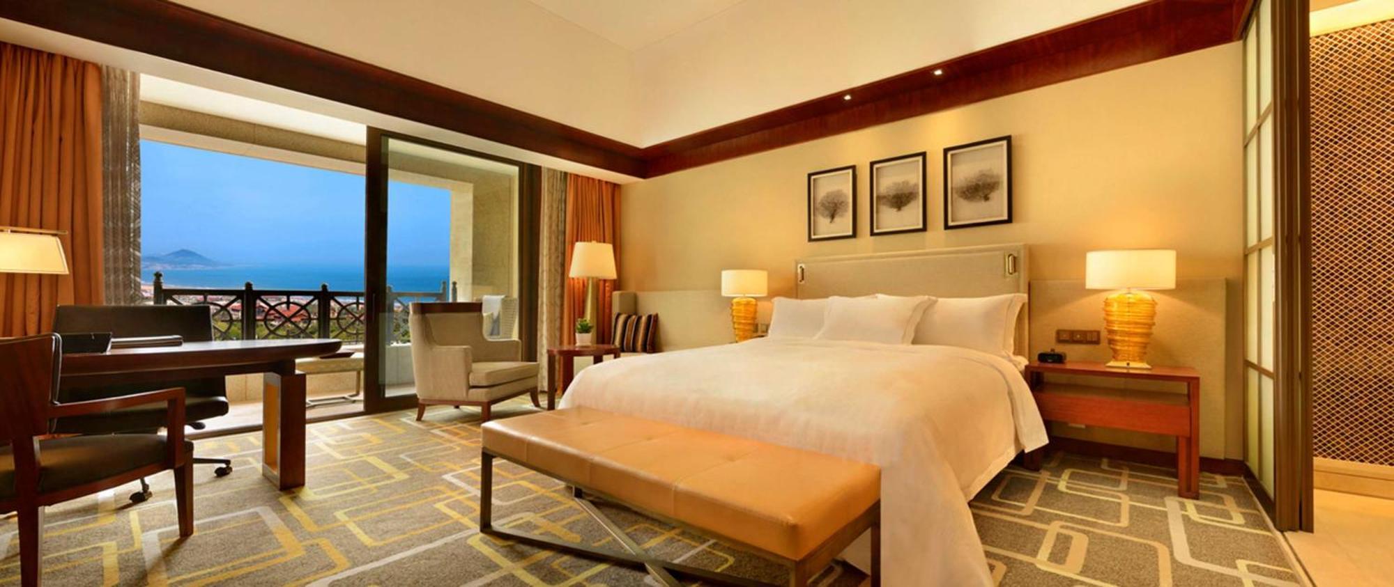 Hilton Qingdao Golden Beach - Beer Halls Exterior photo