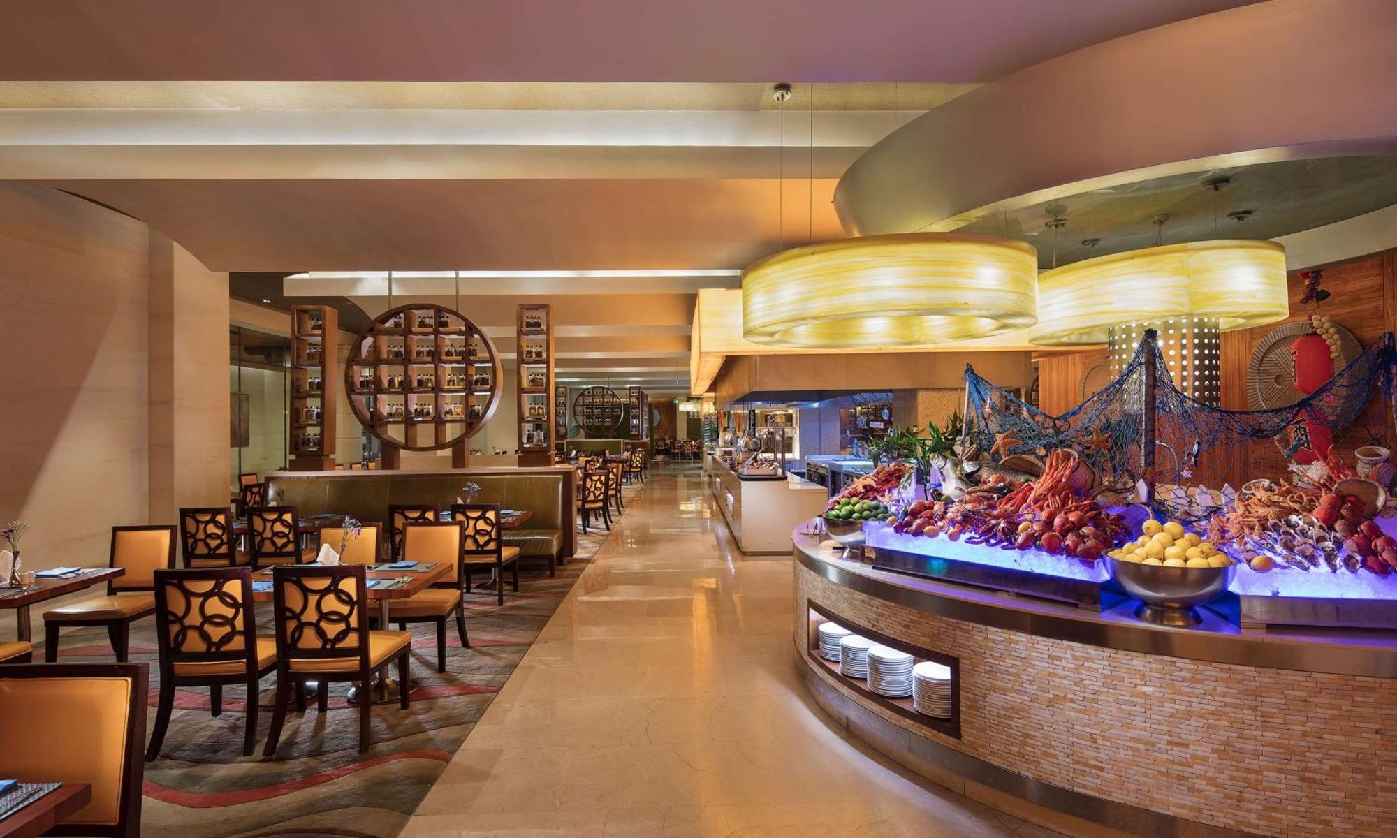 Hilton Qingdao Golden Beach - Beer Halls Exterior photo